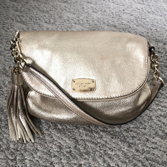 Michael Kors Bedford Tassel Gold Pebbled Leather Flap Bag - Picture 1 of 16